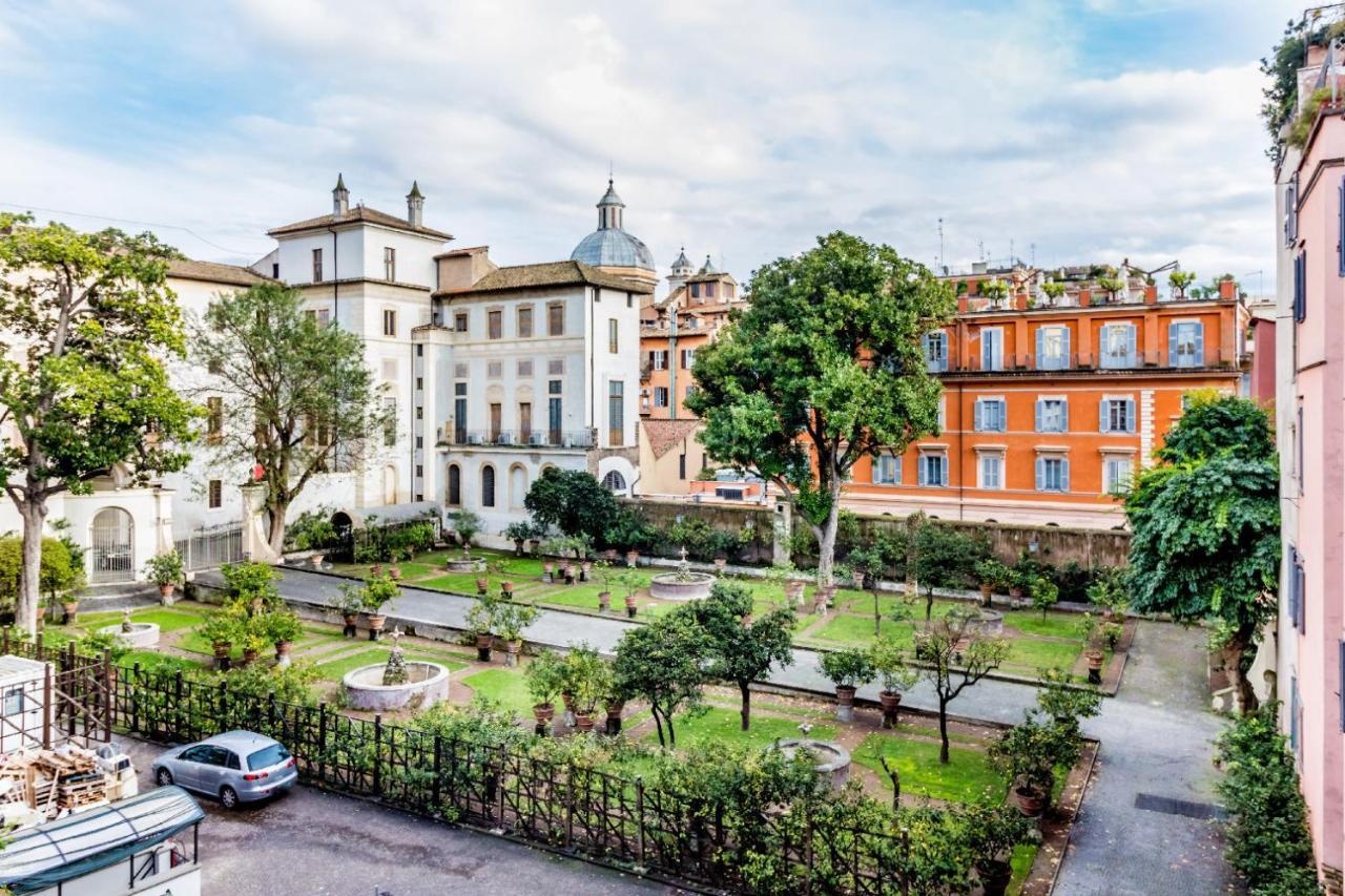 Giulia'S Holidays Rome Exterior photo